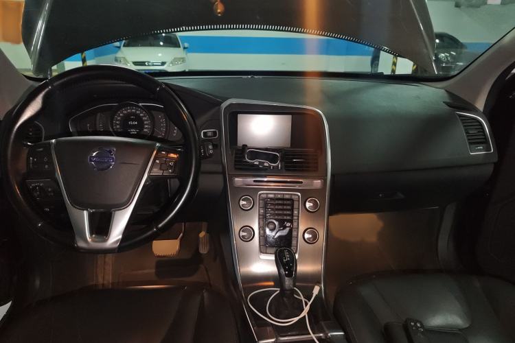 Used Volvo XC60 2014 Facelift T5 Zhiyi Edition
