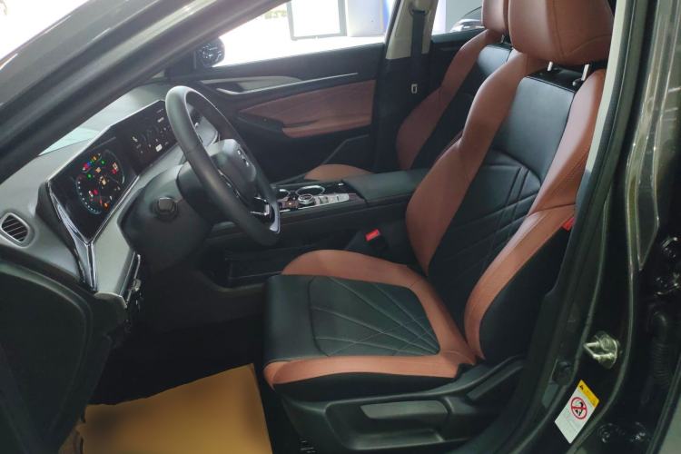 Used CHANGAN Eado 2024 PLUS Blue Whale NE 1.4T GDI DCT High-Energy Edition
