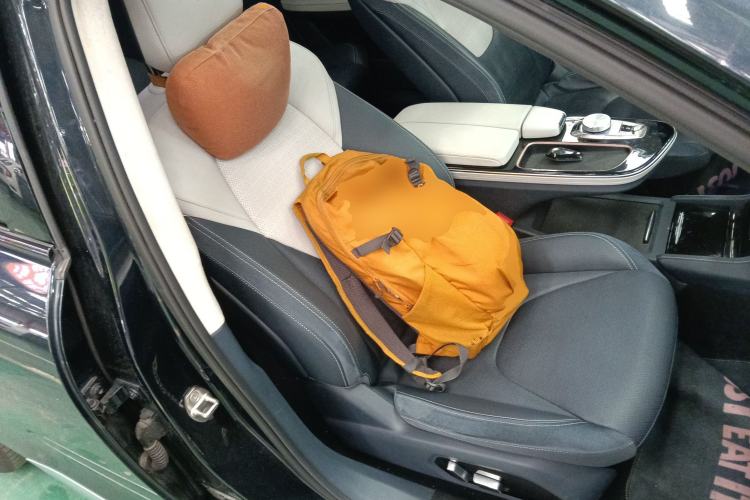 Used ARCFOX Alpha S 2021 708S+ 160kW Right Front Seat