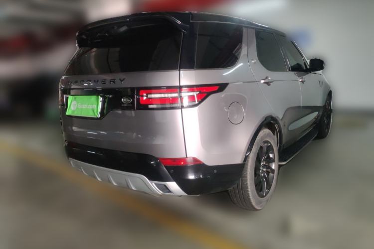 Used Land Rover Discovery 2020 2.0T 30th Anniversary Special Edition Rear Right 45 Deg