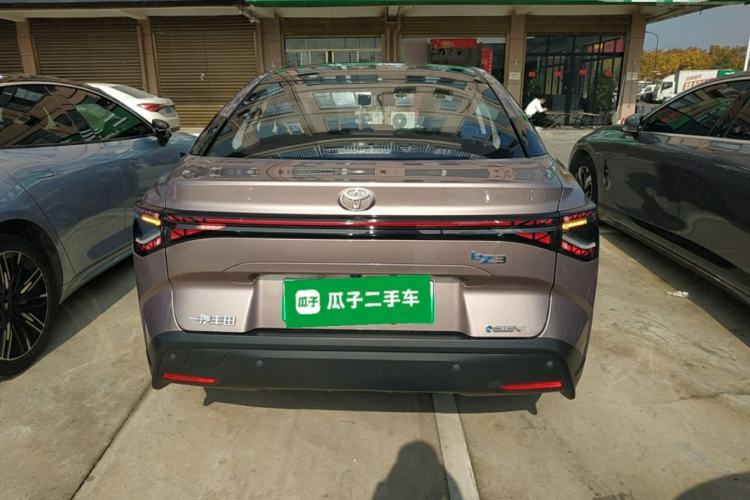 Used Toyota bZ3 2023 616 km Long-Range Premium
