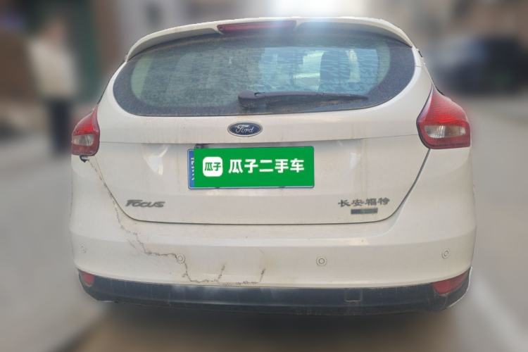 Used Ford Focus 2015 Hatchback EcoBoost 125 Automatic Supreme Style Edition
