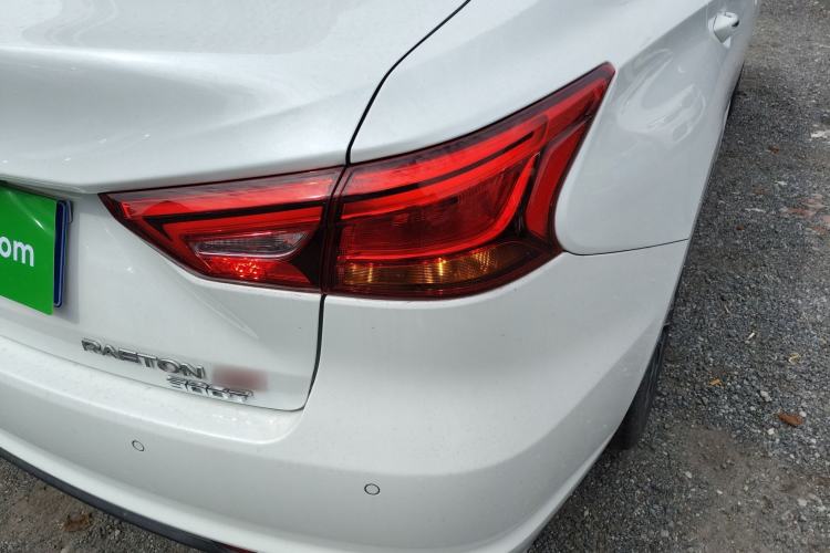 Used CHANGAN Ruicheng CC 2022 Blue Whale Edition 1.5T DCT Luxury Model Right Rear Taillight