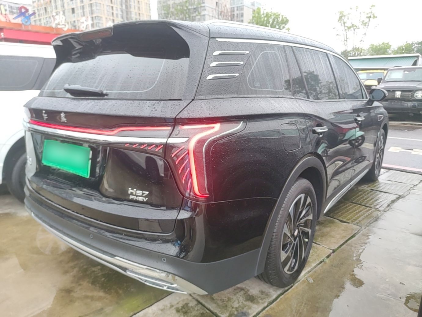 Hongqi HS7 PHEV 2024 2.0T PHEV Four-Wheel Drive Flagship Edition 7 Seats — снимка 6