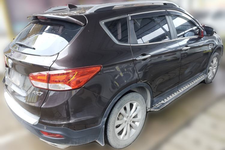 Used Dongfeng Aeolus AX7 2015 2.0L Manual Zhiyi Trim Rear Right 45 Deg