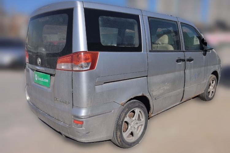 Used Dongfeng Shuaike 2013 1.5L Manual Comfort 7-Seater China V Standard
