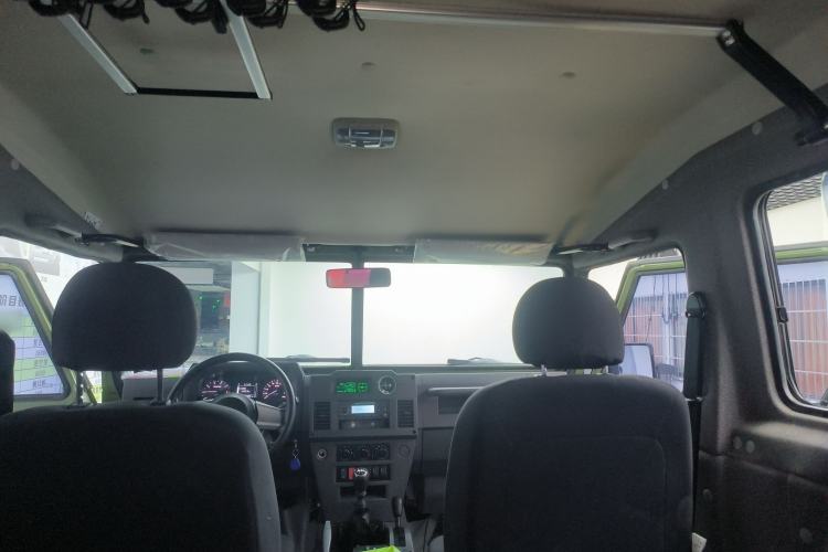 Used BAW Warrior 2021 2.4T Three-Door Four-Wheel Drive Short Wheelbase Gasoline Version China VI Emission Standard
