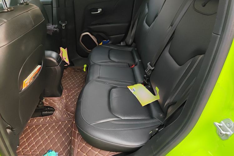 Used Jeep Renegade 2017 180T Automatic Smart Version
