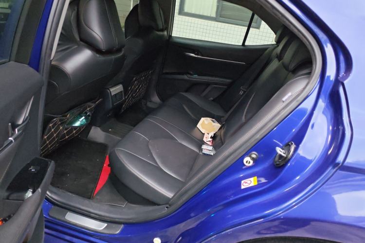 Used Toyota Camry 2018 Dual-Engine 2.5 HG Luxury Edition Left Rear Seat