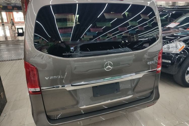 Used Mercedes-Benz V-Class 2017 V 260 L Prestige Extended Edition