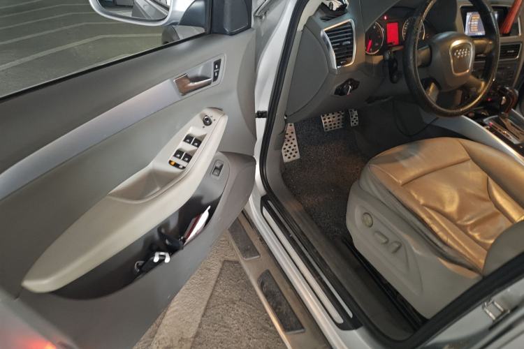 Used Audi Q5 2011 2.0TFSI Technology Model
