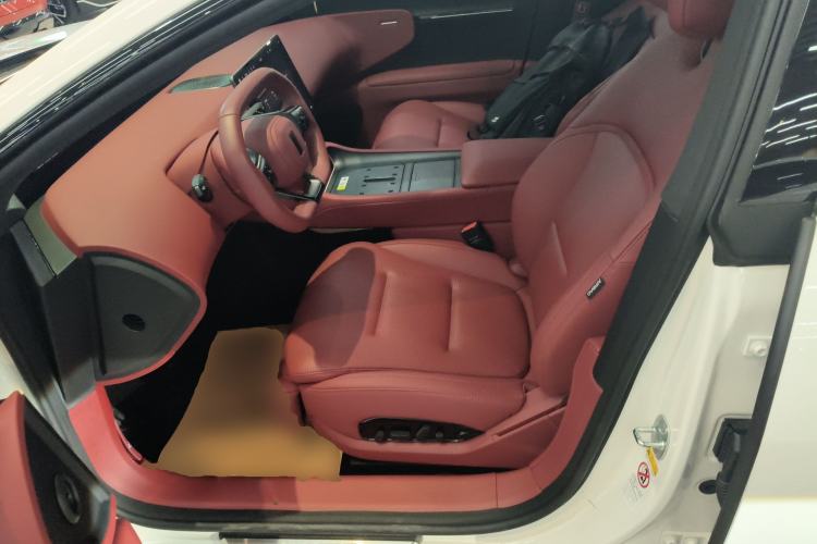 Used Avatr 12 2025 Year Updated Ultra Extended-Range Version Left Front Seat