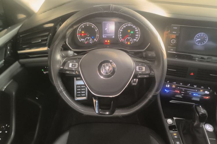 Used Volkswagen Sagitar 2020 280TSI DSG Luxury Version China VI Standard
