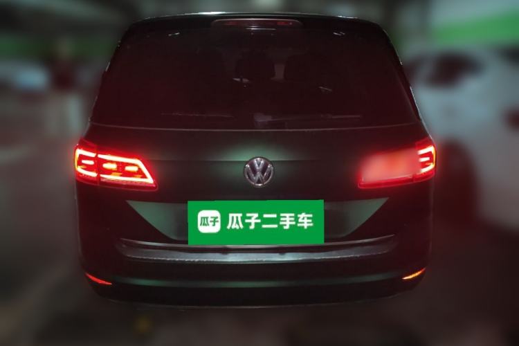 Used Volkswagen Golf Sportsvan 2016 230TSI Automatic Luxury Version
