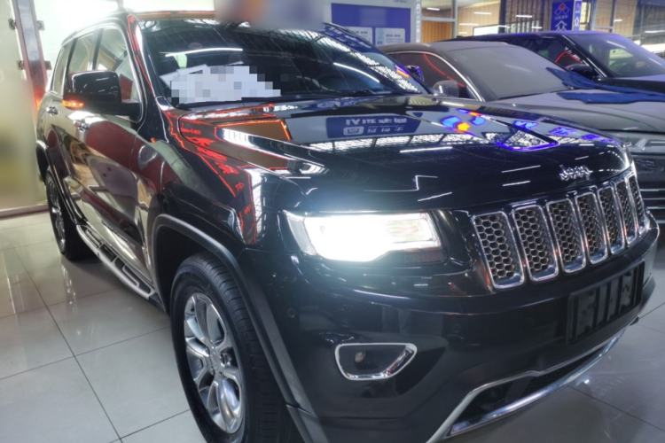 Used Jeep Grand Cherokee 2014 3.0L Comfort Navigation Edition Exterior 1