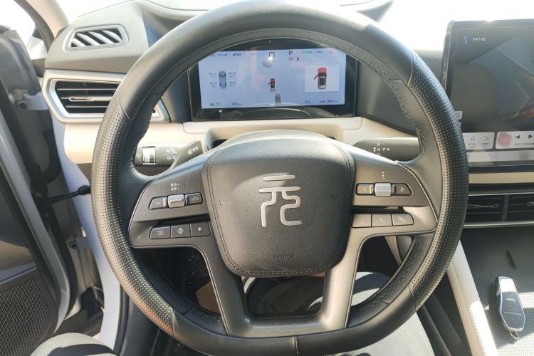 Used BYD Yuan UP 2025 Intelligent Driving Version 401 KM Dynamic Edition
