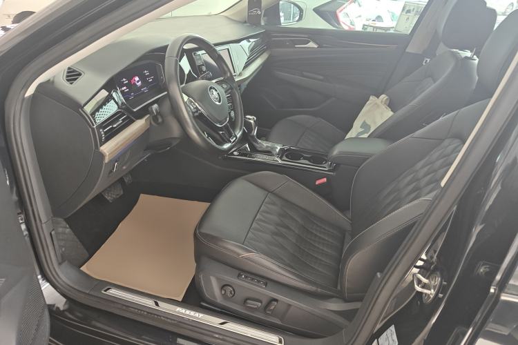 Used Volkswagen Passat 2019 330TSI Luxury Edition China VI Standard Left Front Seat