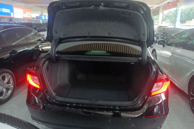 Used Honda Accord 2018 260TURBO Elite Edition China VI