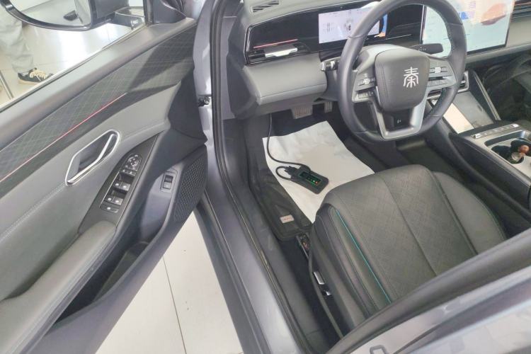 Used BYD Qin L 2025 EV 545KM Excellence Edition Driver Seat