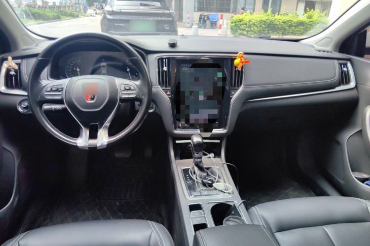 Used Roewe i6 2017 20T Automatic Internet ZhiZun Edition Center Console