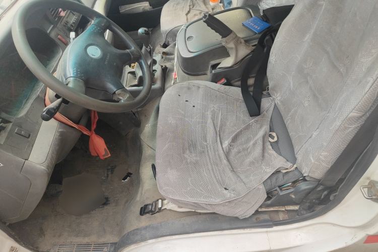 Used Jinbei Hiace 2020 2.0L Express King Series Deluxe Van Standard Roof China VI Emission Standard 1TZS Left Front Seat