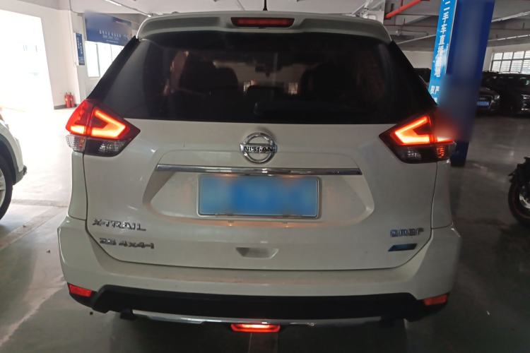 Used Nissan X-Trail 2017 2.5L CVT Leading Edition 4WD Rear