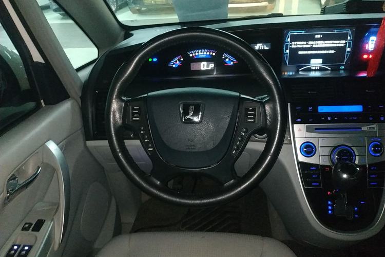 Used Luxgen Great 7 MPV 2013 2.0T Luxury Model