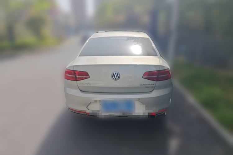 Used Volkswagen Magotan 2018 Facelift 330TSI DSG Luxury Model Rear