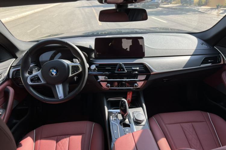 Used BMW 5 Series 2022 530Li Leading Model M Sport Package