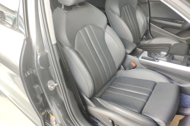 Used Audi A4L 2020 40 TFSI Luxury Dynamic Model
