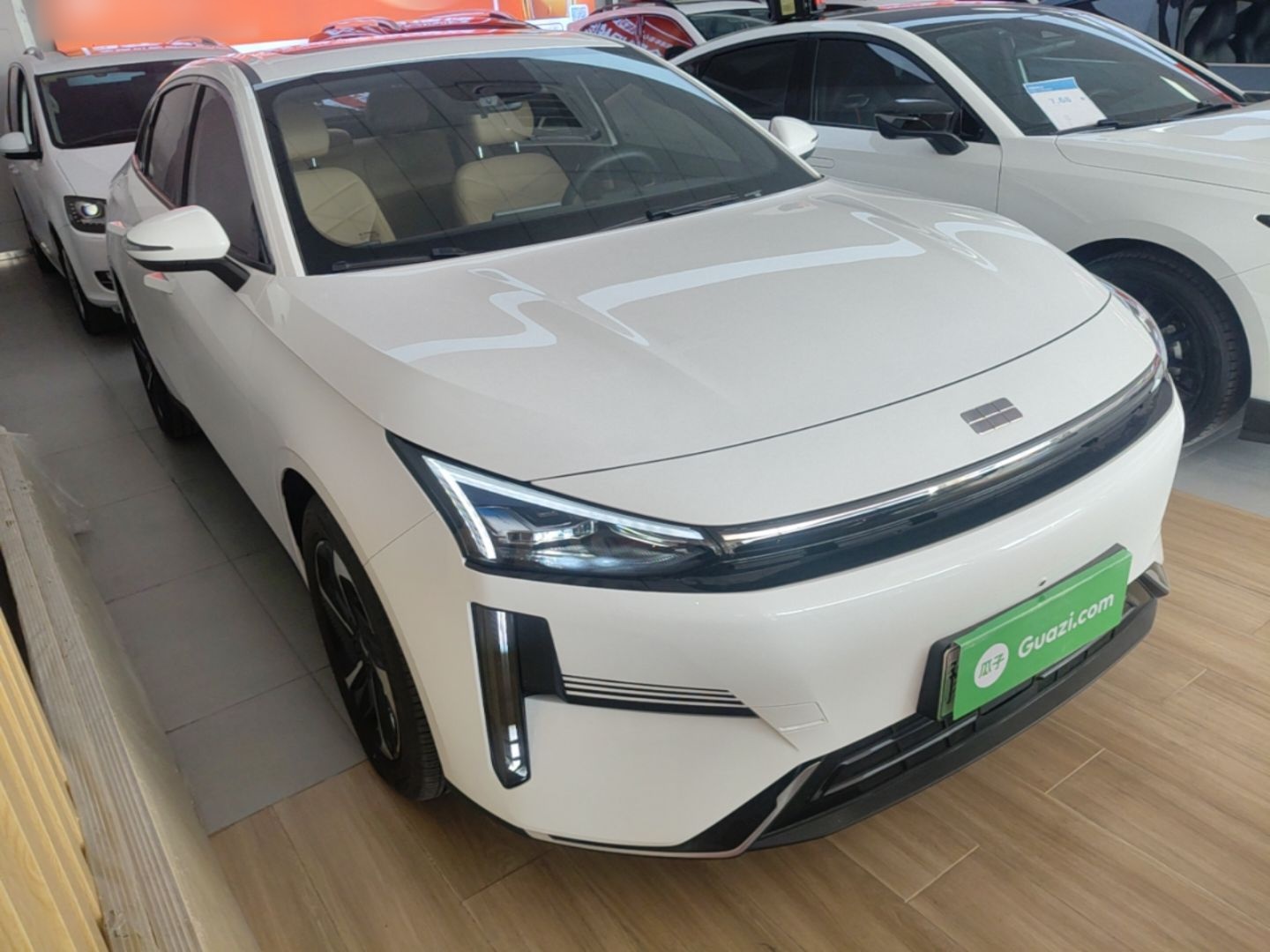Geely Galaxy L6 2023 60km PLUS — снимка 3