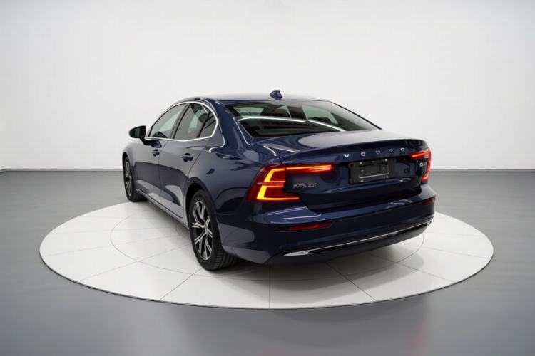 Used Volvo S60 2023 B4 Zhiyi Luxury Edition Rear Left 45 Deg