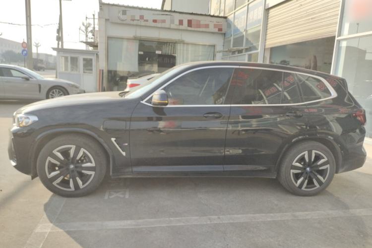 Used BMW iX3 2023 Leading Model