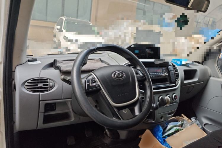 Used SAIC MAXUS Xintu V80 2019 2.5T Classic Edition 6-Speed Manual – Aoyuntong Short Wheelbase Mid-Height Design 5/6 Seats