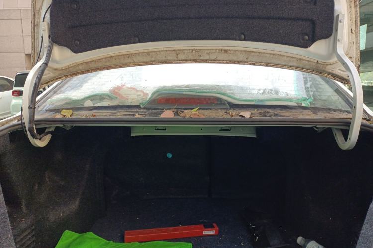 Used Geely Auto Diamond 2016 1.5L Manual Elite Edition Trunk