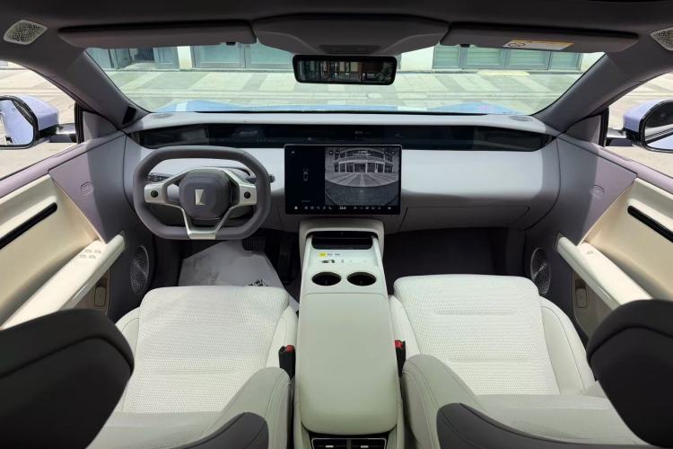 Used Avatr 06 2025 Pro Range-Extended Edition Center Console