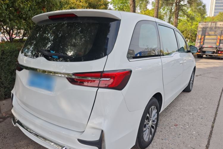 Used Buick GL8 2022 Land Cruiser Executive Class 652T Comfort Model