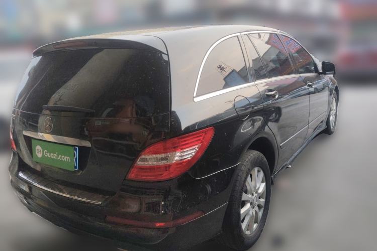 Used Mercedes-Benz R-Class 2017 R 320 4MATIC Business Edition Prestige Model