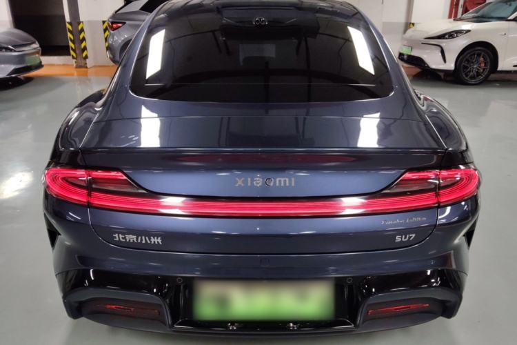 Used Xiaomi Auto SU7 2024 Rear-Drive Standard Founder Edition
