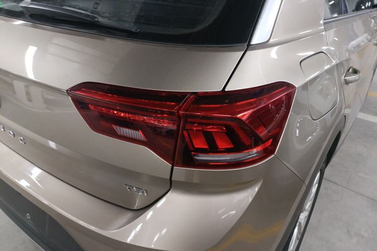 Used Volkswagen T-ROC 2020 280TSI DSG Two-Wheel-Drive Elite Version