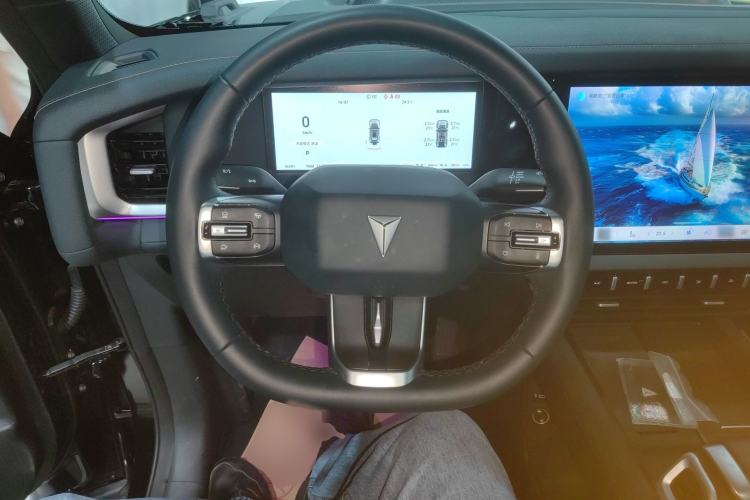 Used Deepal G318 2025 Worry-Free Adventure Edition Four-Wheel Drive Secret Realm Version
