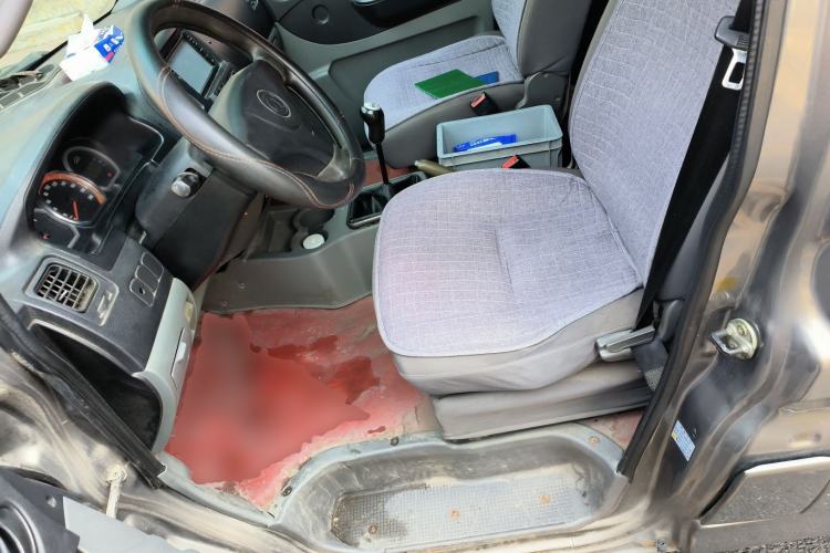 Used FORTHING Lingzhi 2012 Commercial Version 1.6L Utility Model
