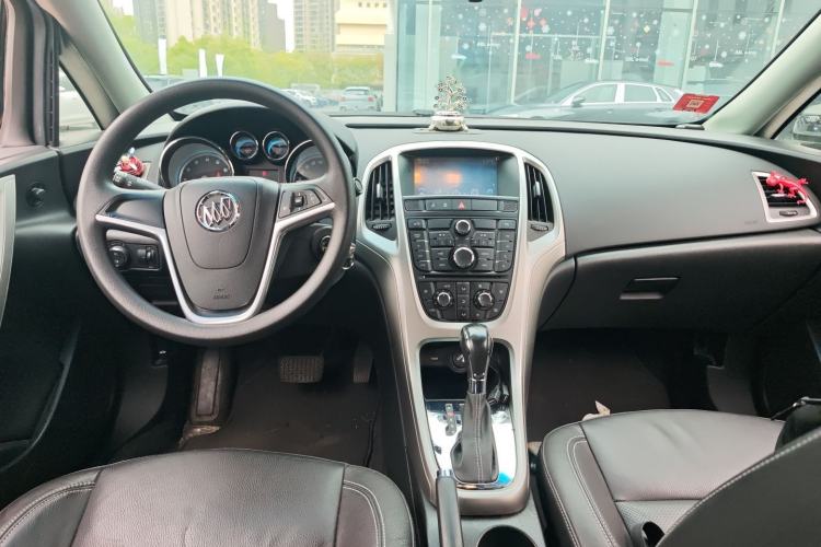 Used Buick GT 2012 GT 1.8L Automatic Fashionable Leather Edition
