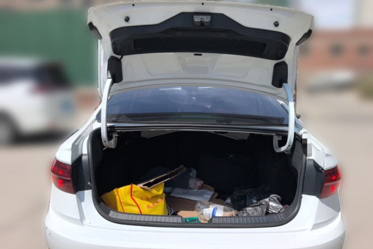 Used Volkswagen Sagitar 2019 200TSI Manual Fashion Edition China VI Trunk