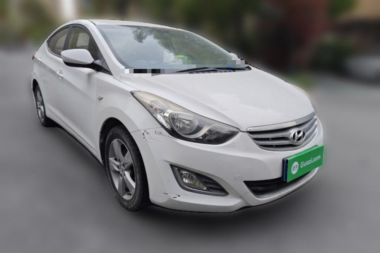 Used Hyundai Elantra (5th Generation / Langdong) 2012 1.6L Manual Fashion Edition Front Right 45 Deg
