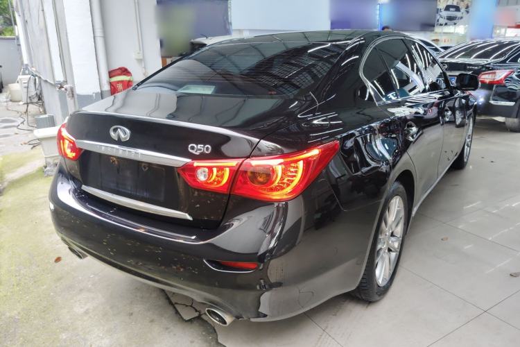 Used Infiniti Q50L 2016 2.0T Ambition Edition Rear Right 45 Deg