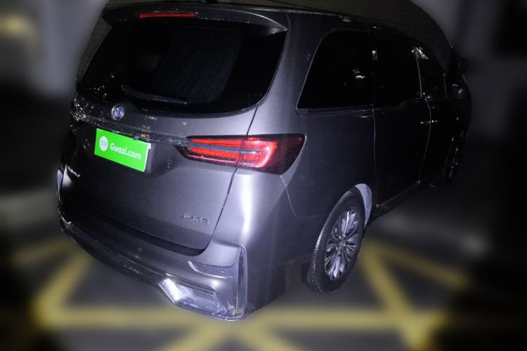 Used Buick GL8 2021 Land Cruiser Executive Class 652T Comfort Model