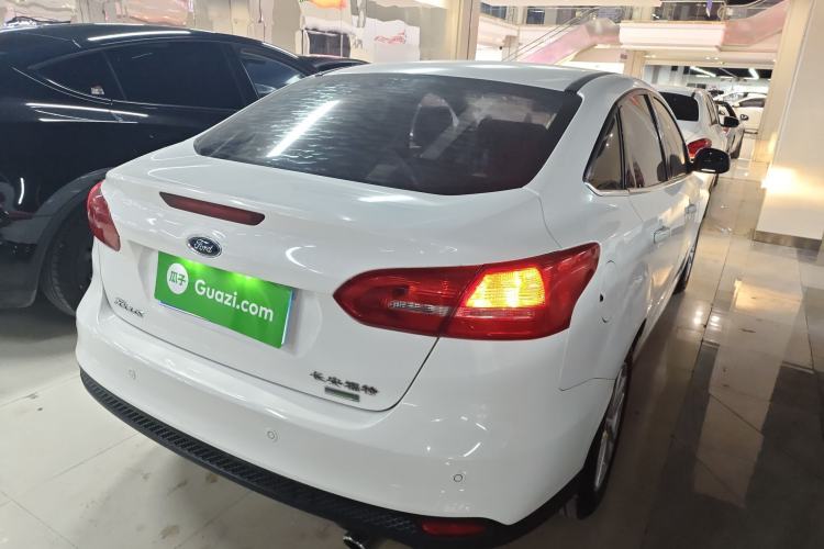 Used Ford Focus 2015 Sedan EcoBoost 180 Automatic Elite Model