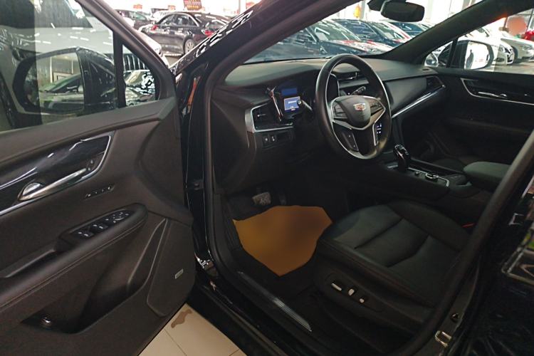 Used Cadillac XT5 2023 2.0T Two-Wheel-Drive Fashion Edition
