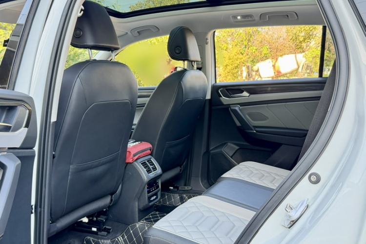 Used Volkswagen Tayron 2023 330TSI Two-Wheel-Drive Luxury Plus Advanced Version